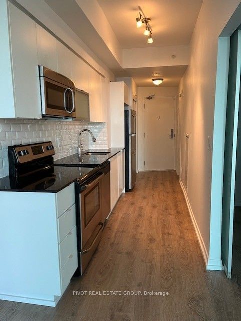 150 East Liberty St, unit 2509 for rent