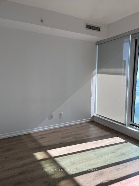 150 East Liberty St, unit 2509 for rent