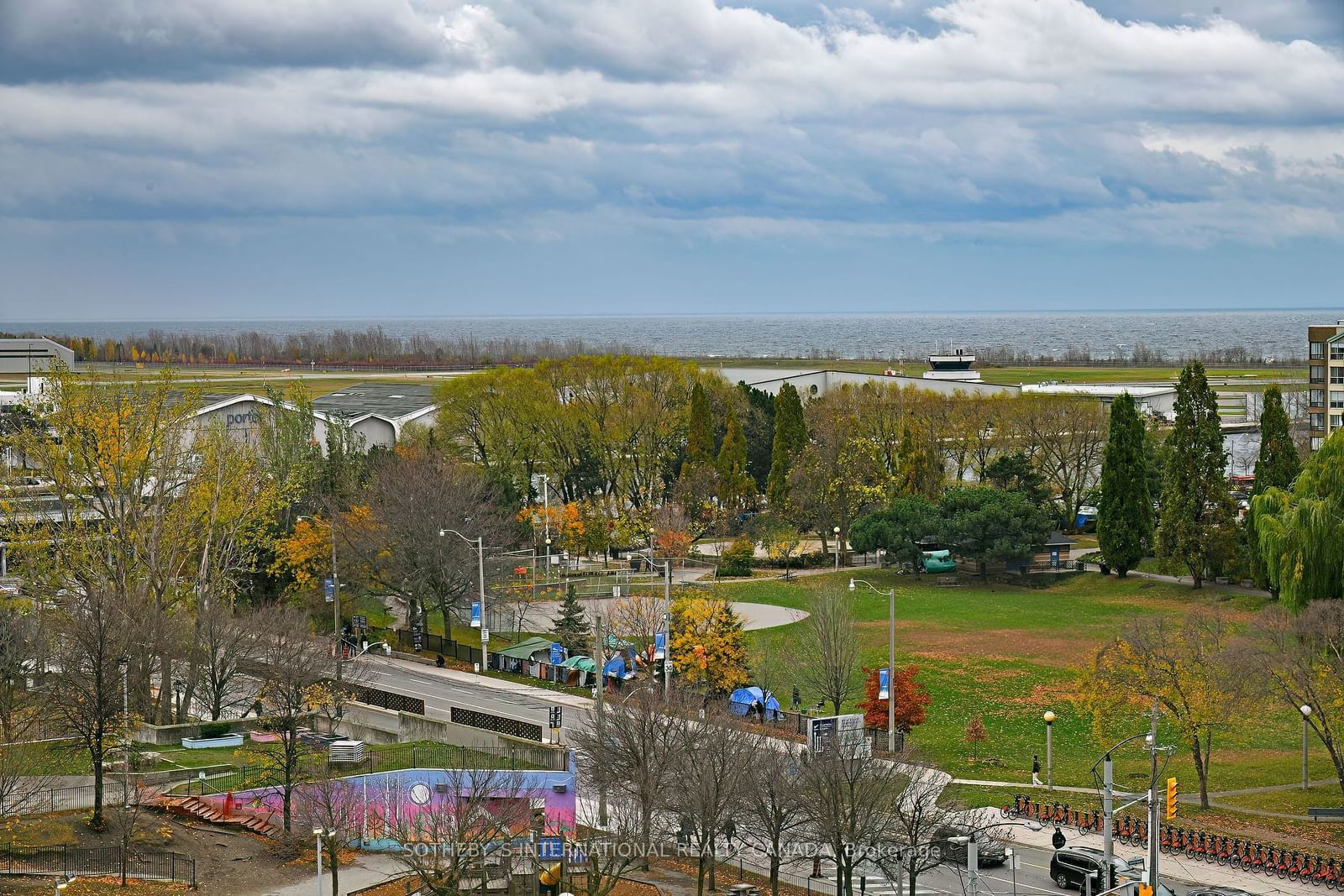 Queens Harbour, Downtown, Toronto