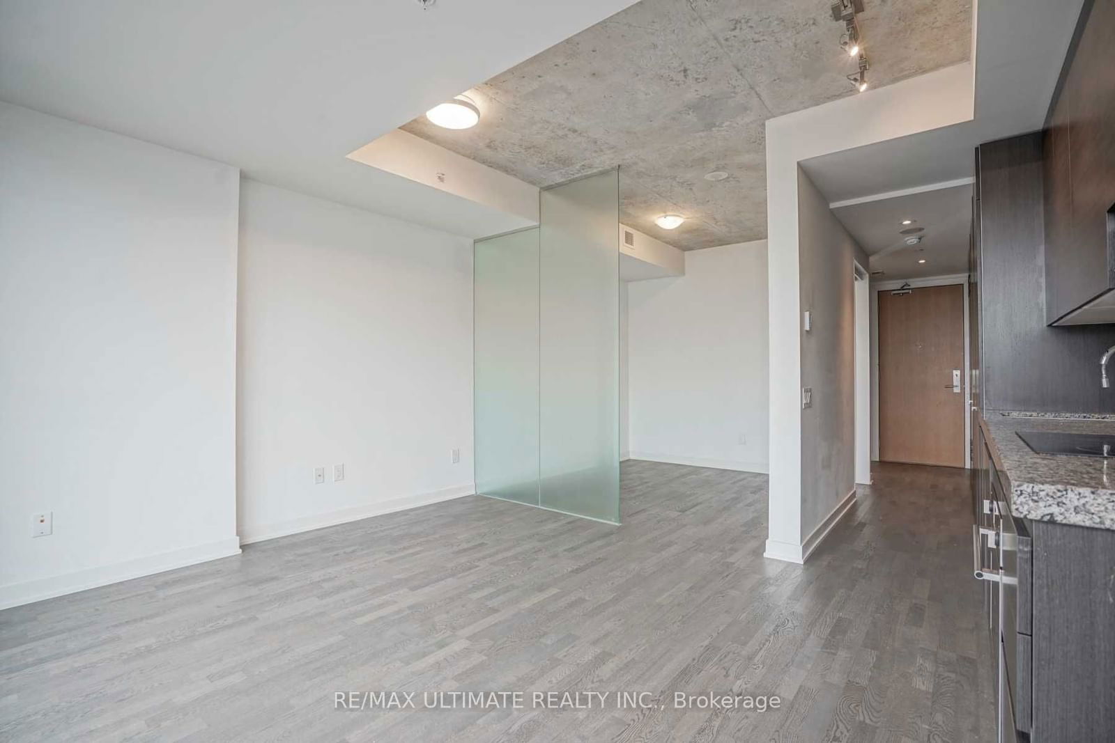 629 King St W, unit 1319 for rent