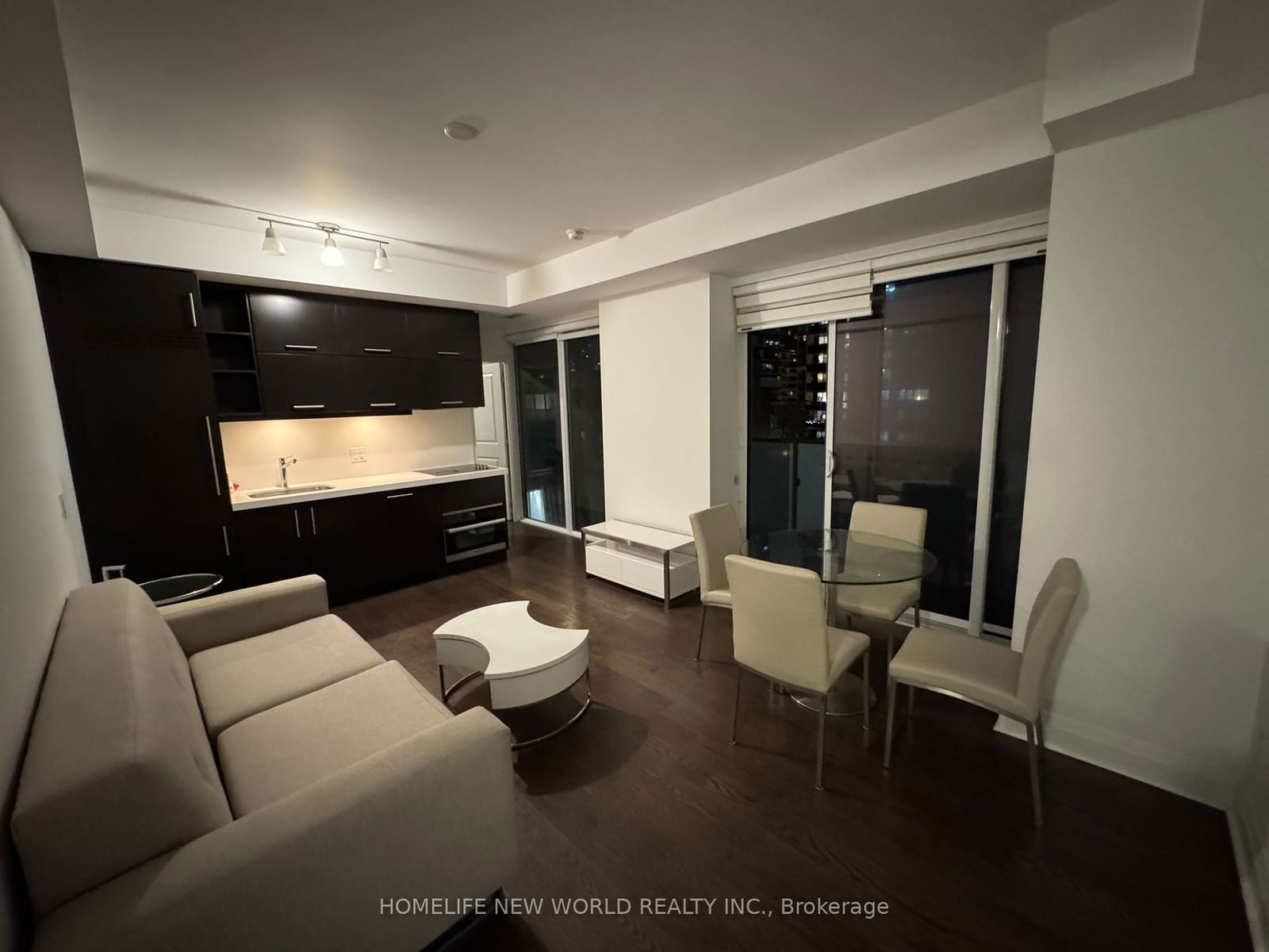 1080 Bay St, unit 508 for rent