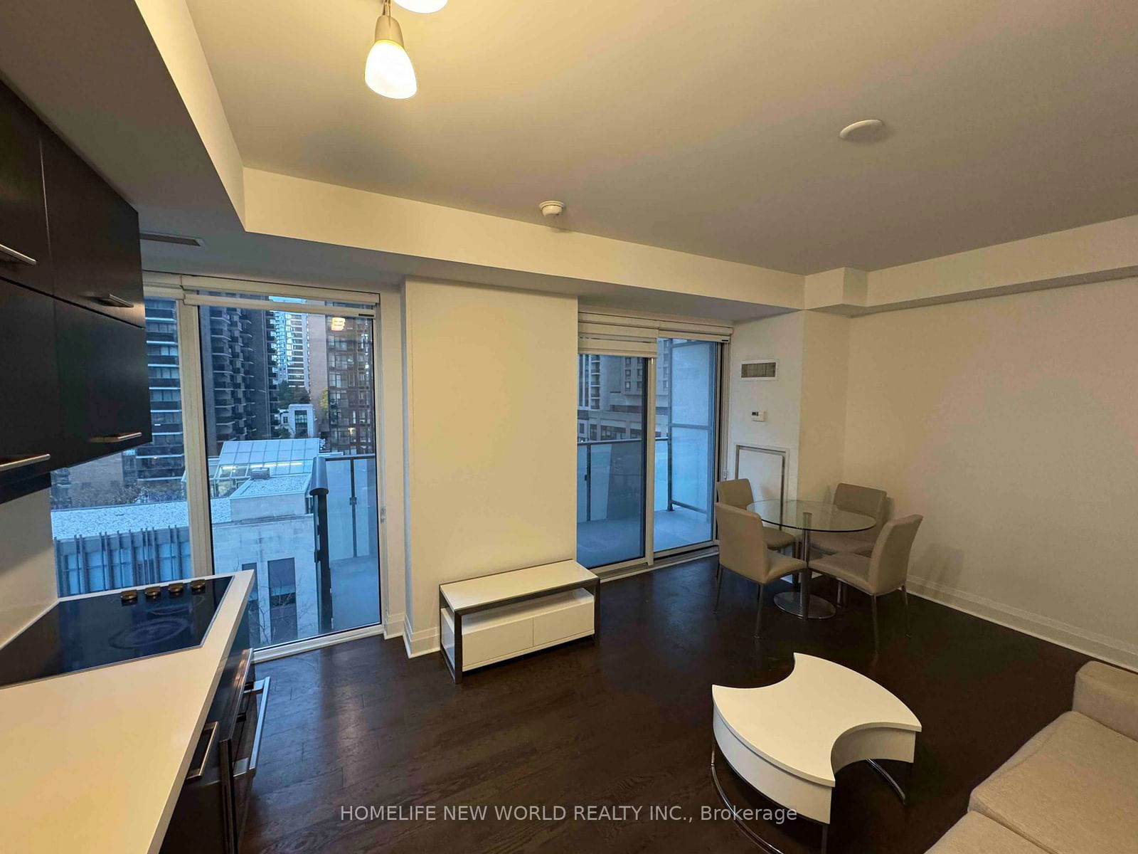 1080 Bay St, unit 508 for rent