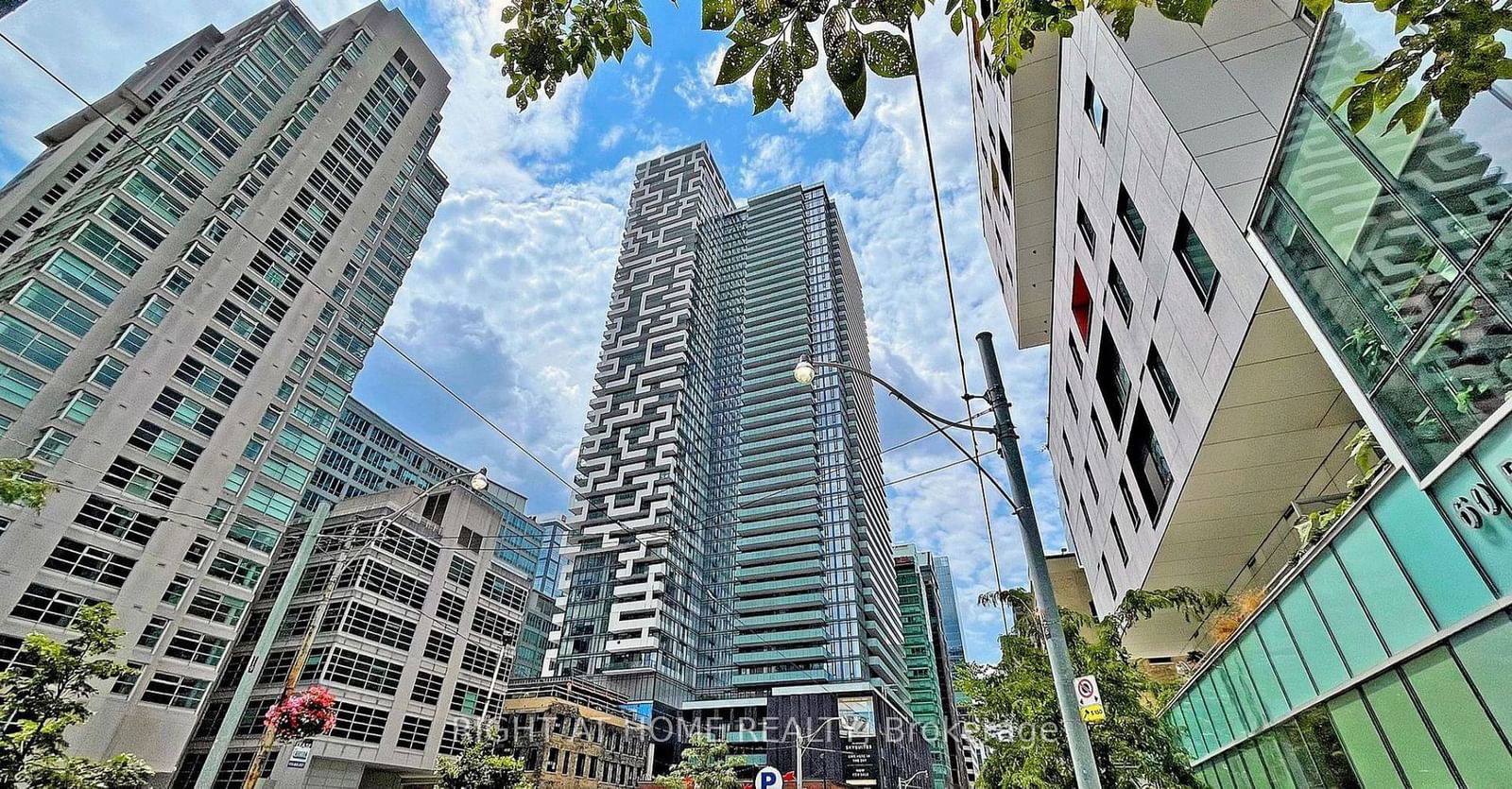 25 Richmond St E, unit 2609 for rent