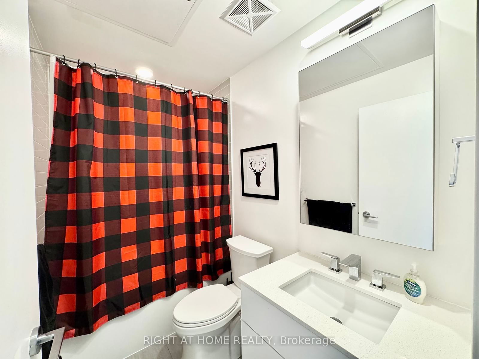 25 Richmond St E, unit 2609 for rent