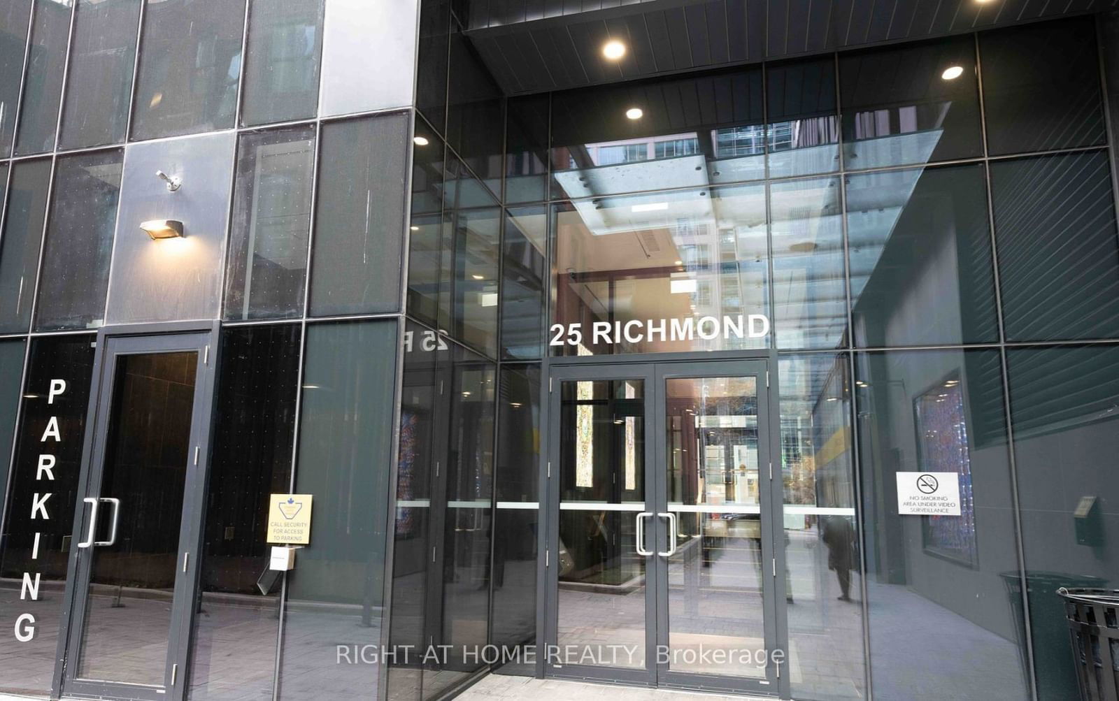 25 Richmond St E, unit 2609 for rent