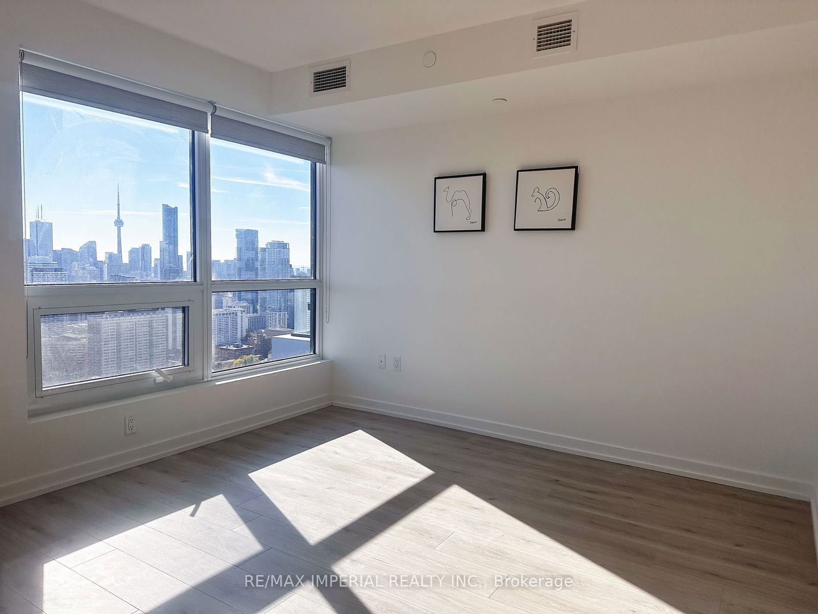 395 Bloor St E, unit 4011 for sale