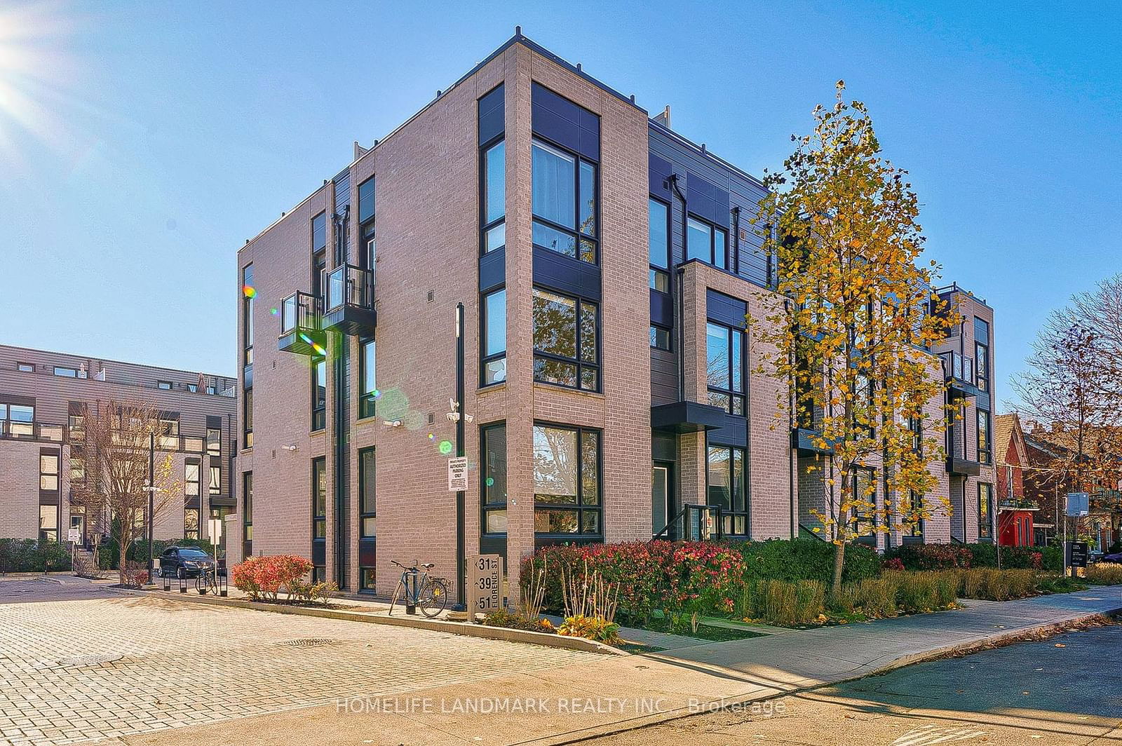 Brockton Commons Townhouses, West End, Toronto