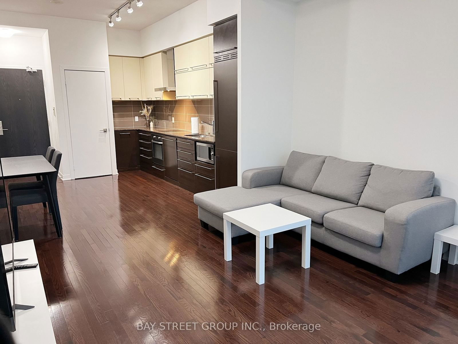 770 Bay St, unit 2605 for rent