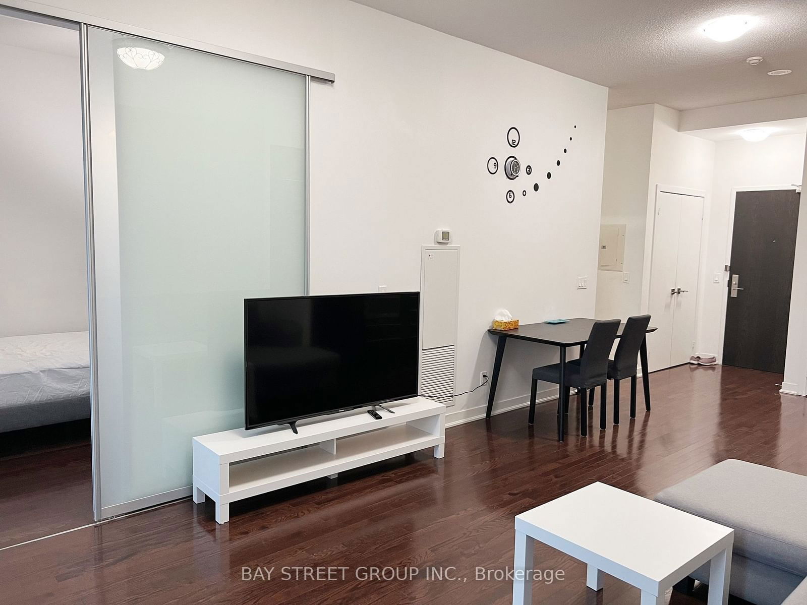 770 Bay St, unit 2605 for rent