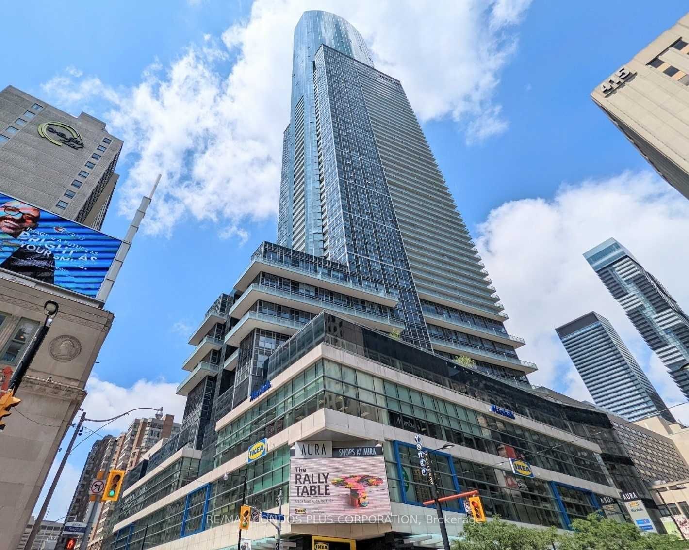 388 Yonge St, unit 6201 for rent