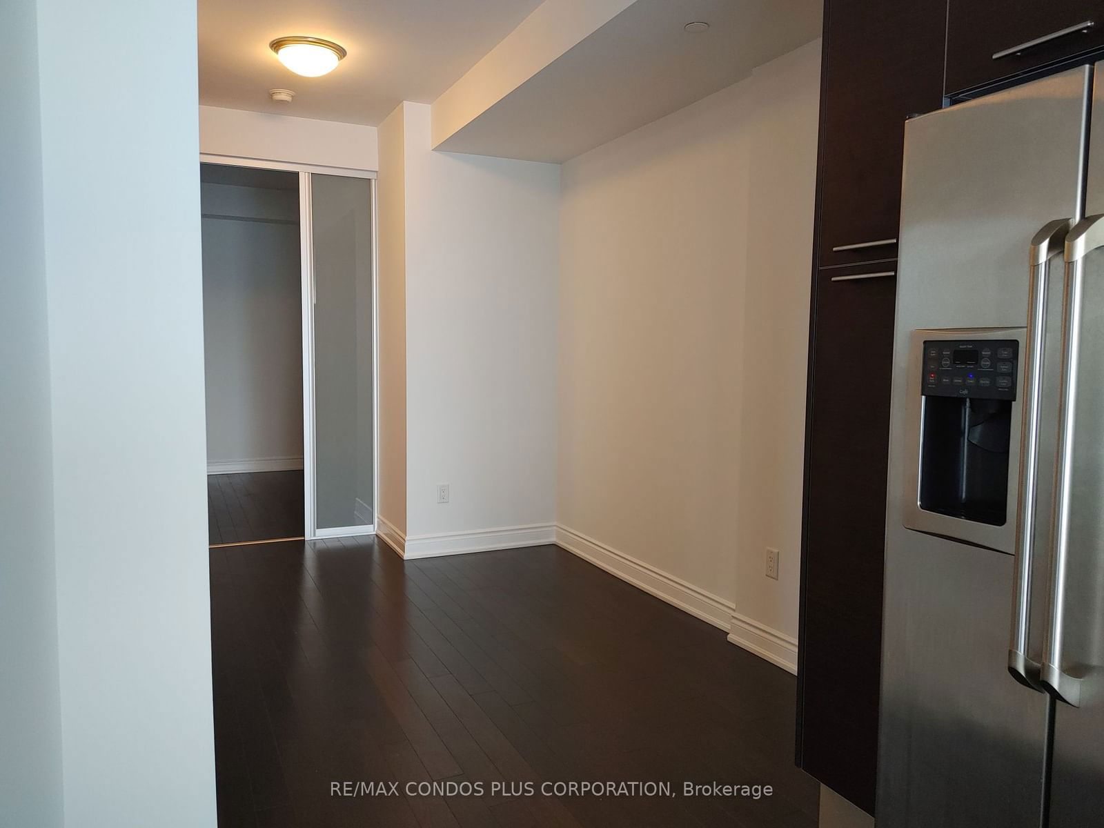 388 Yonge St, unit 6201 for rent