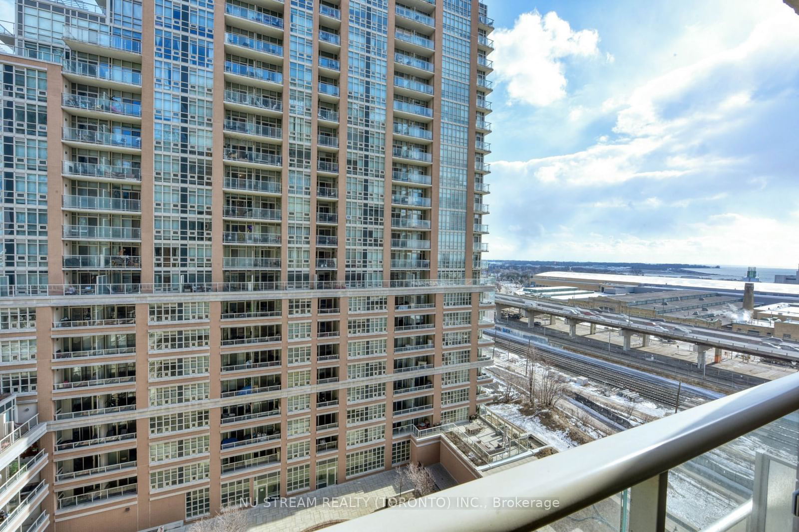 85 East Liberty St, unit 1210 for rent