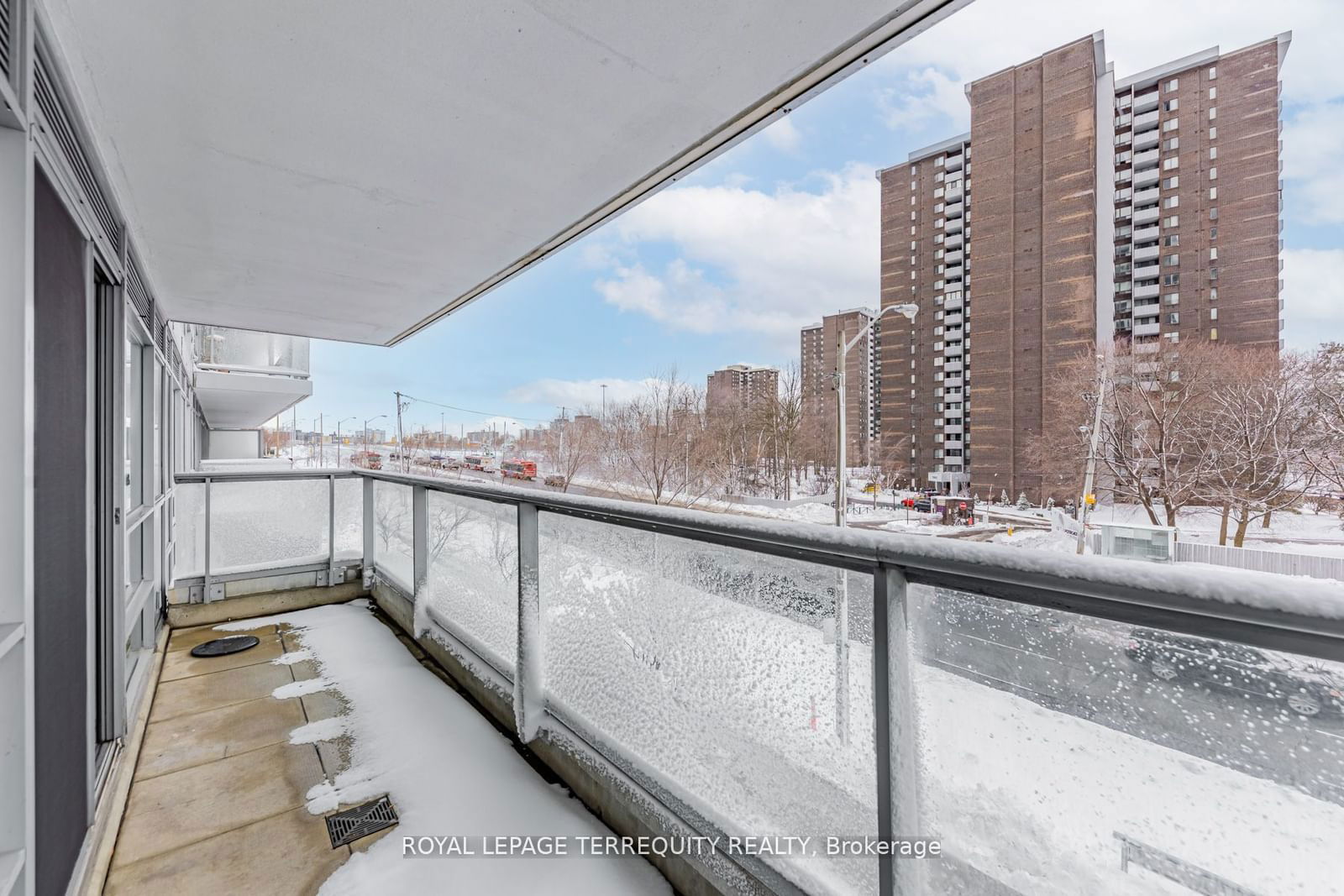 2035 Sheppard Ave E, unit 104 for rent