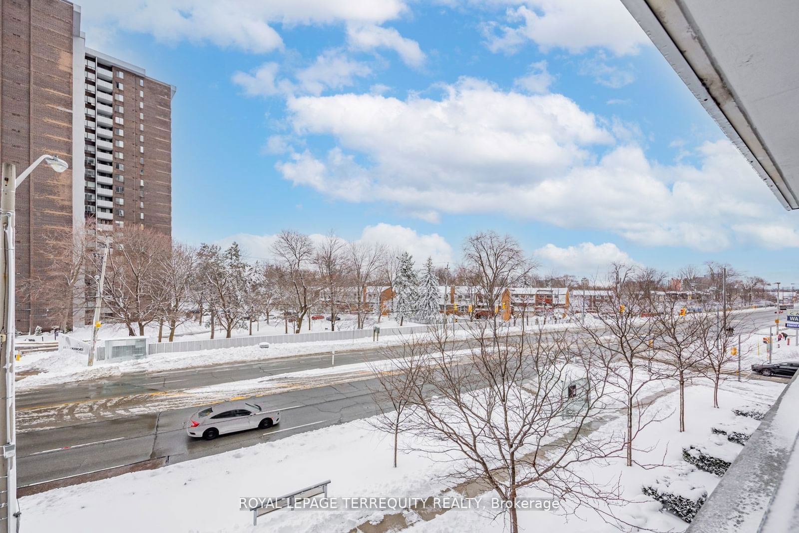 2035 Sheppard Ave E, unit 104 for rent