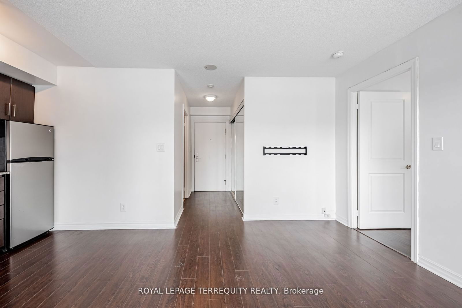 2035 Sheppard Ave E, unit 104 for rent