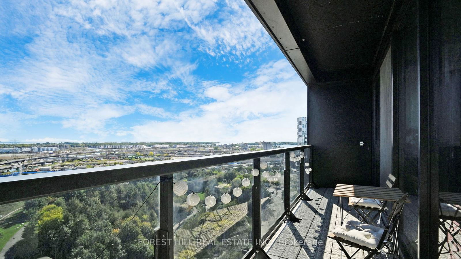 170 Bayview Ave, unit 1407 for rent