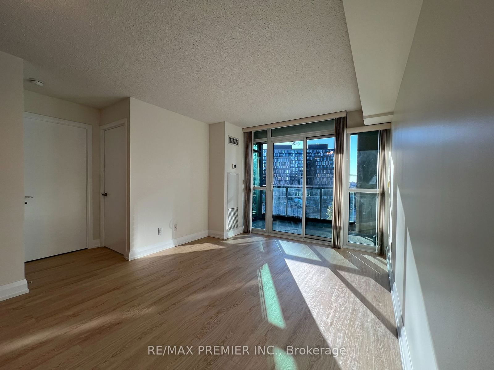 525 Wilson Ave, unit 563 for rent