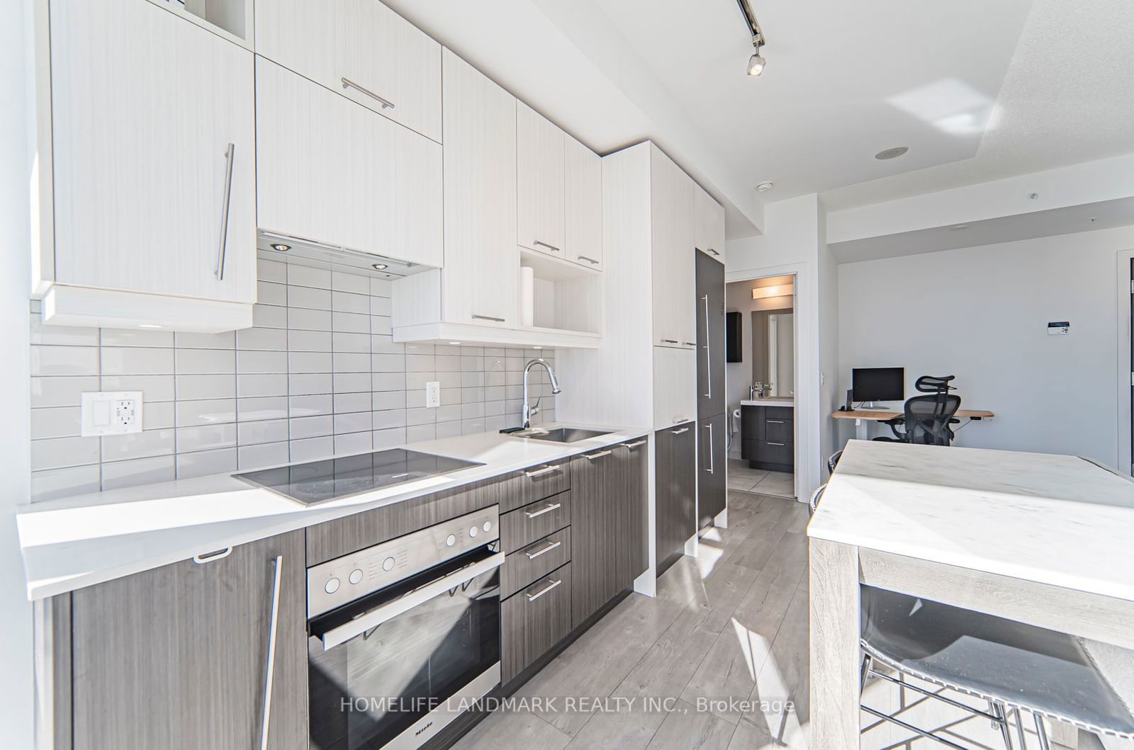 30 Nelson St, unit 3105 for sale