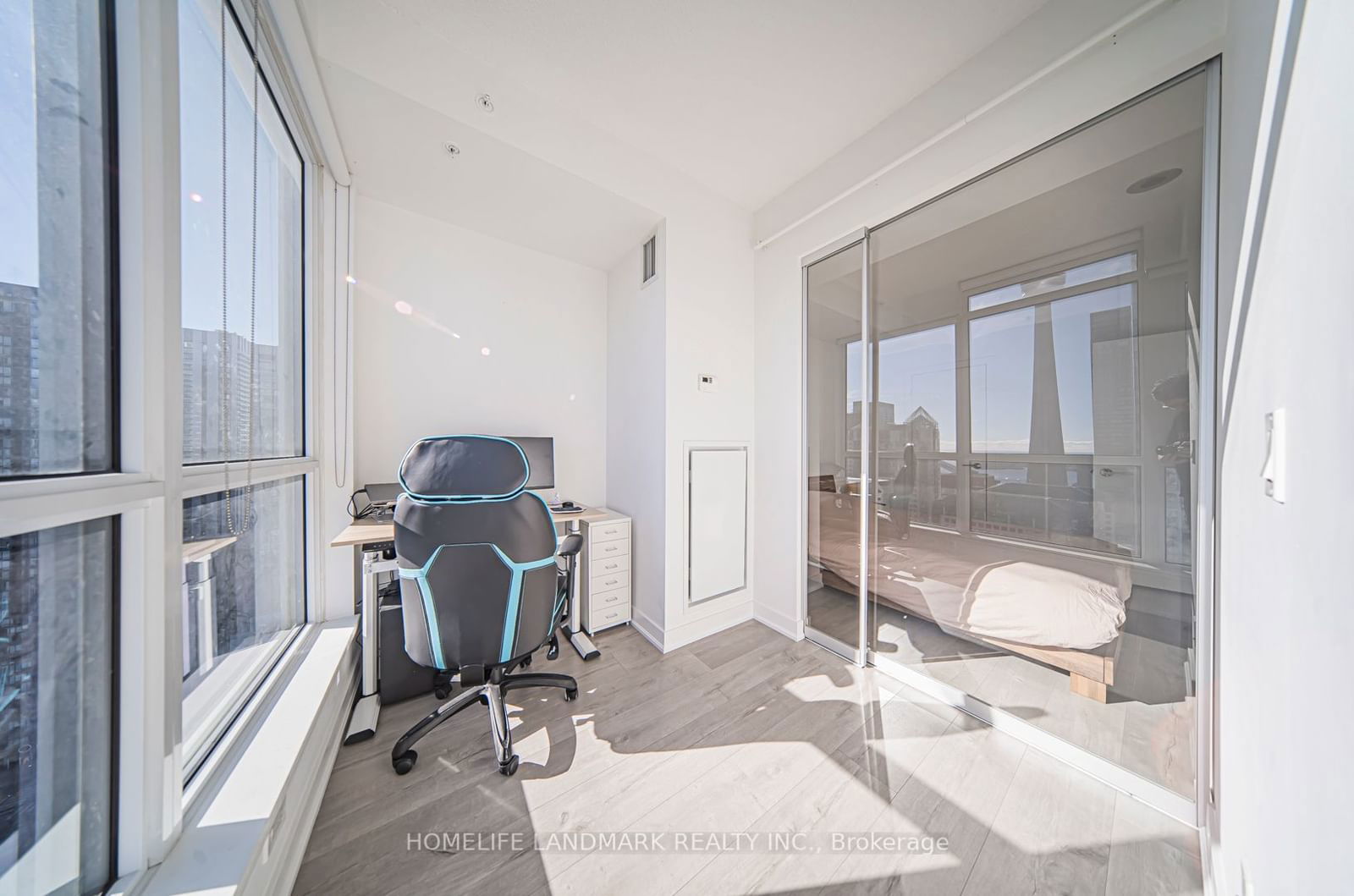 30 Nelson St, unit 3105 for sale