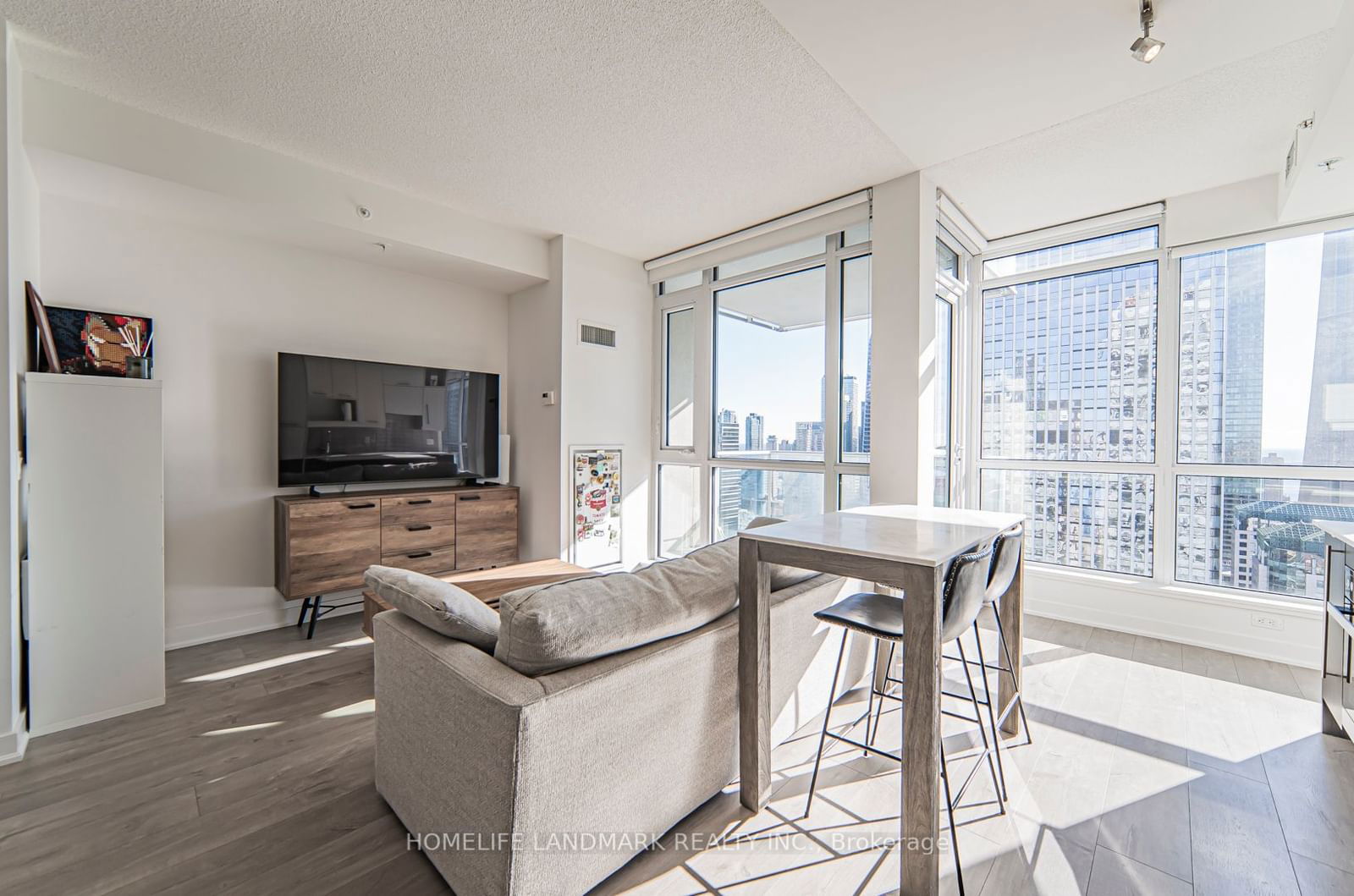 30 Nelson St, unit 3105 for sale