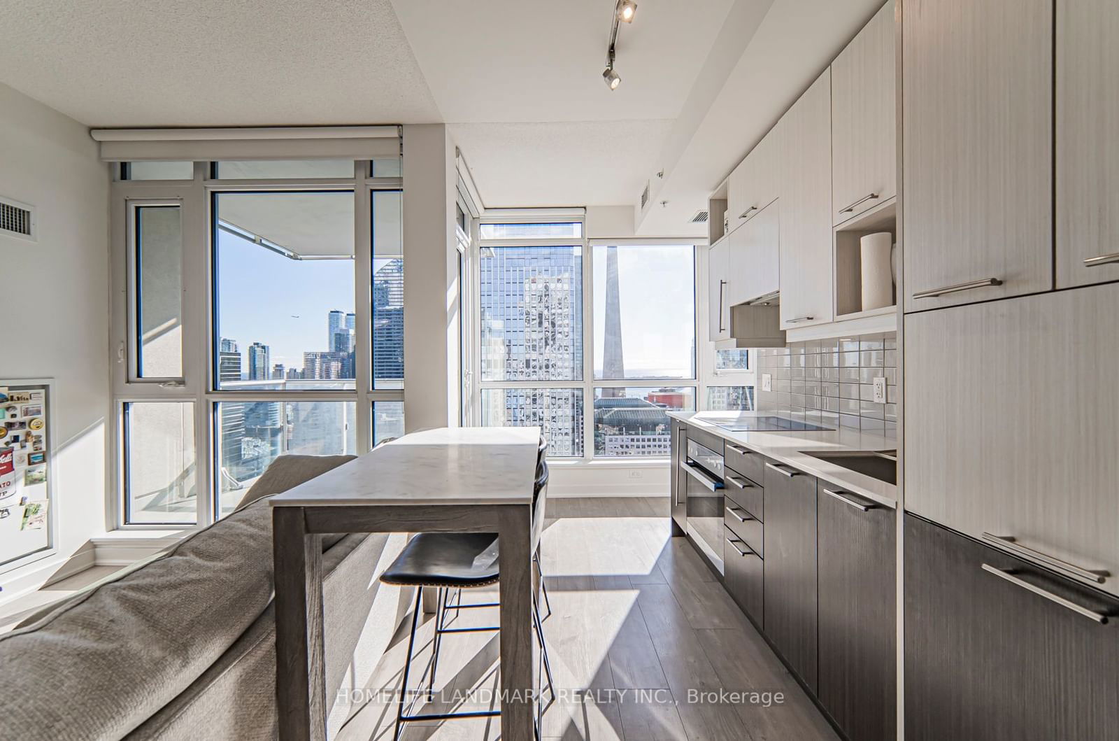 30 Nelson St, unit 3105 for sale