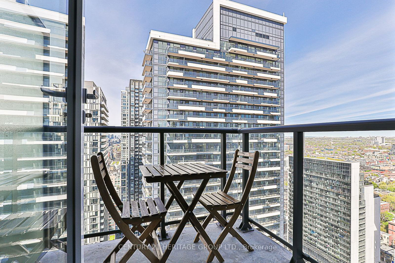 290 Adelaide St W, unit 3503 for sale