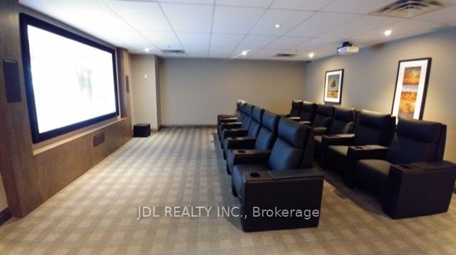 33 Bay St, unit 601 for rent