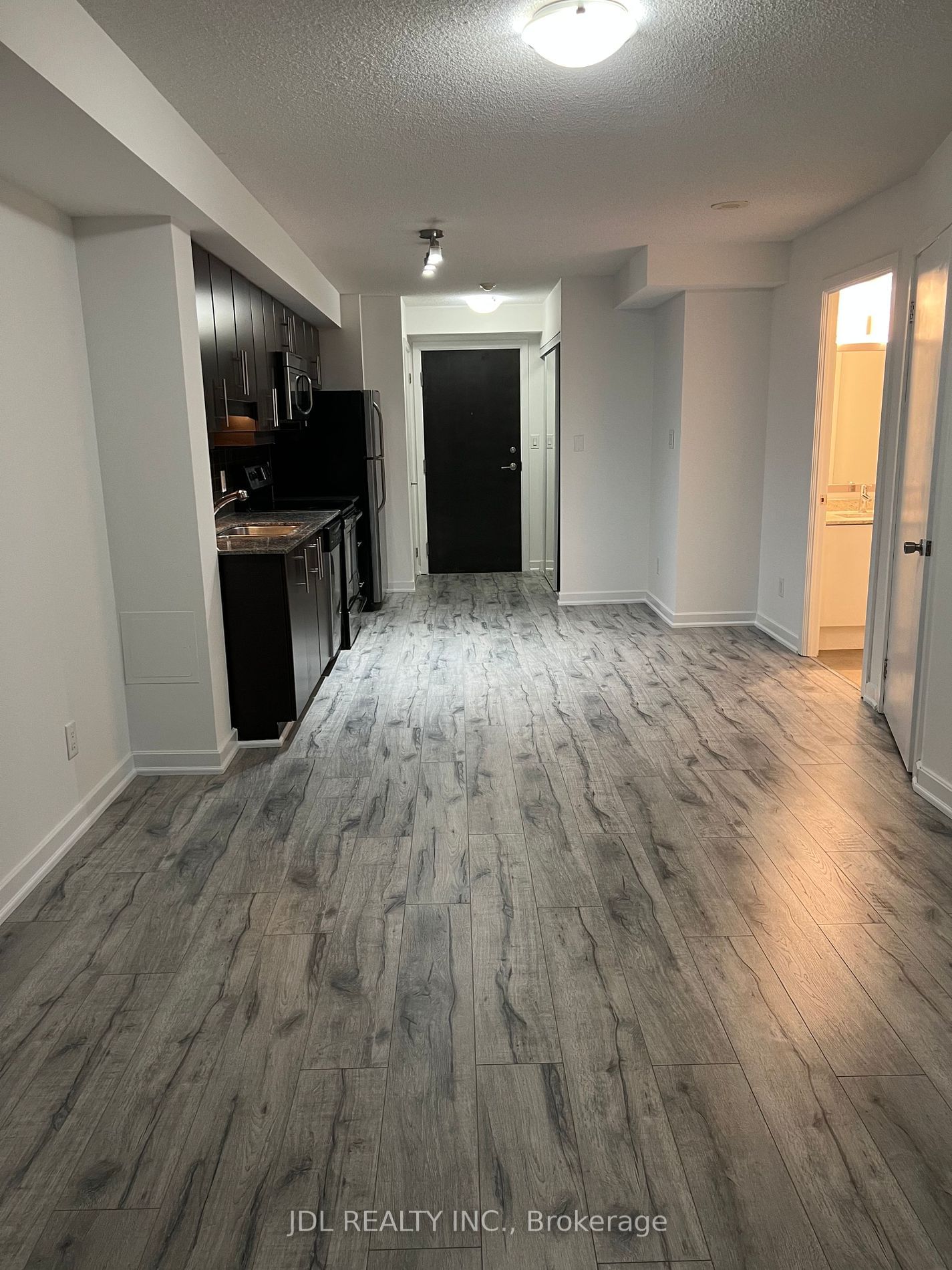 33 Bay St, unit 601 for rent