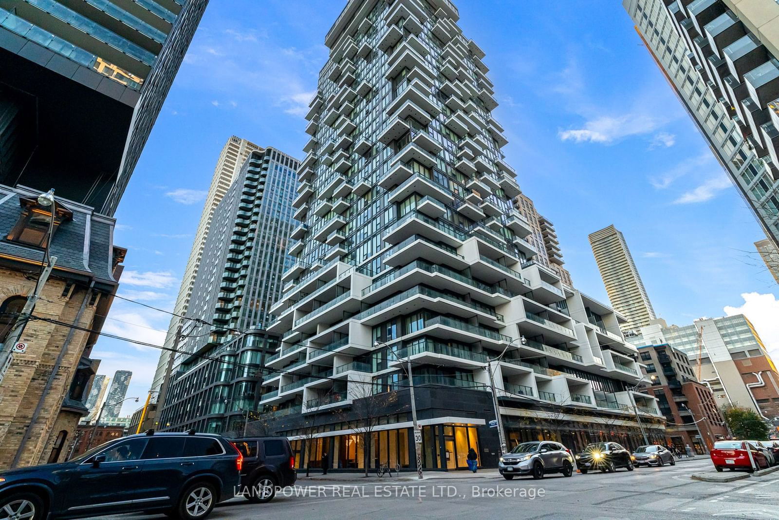 77 Shuter St, unit 2501 for sale