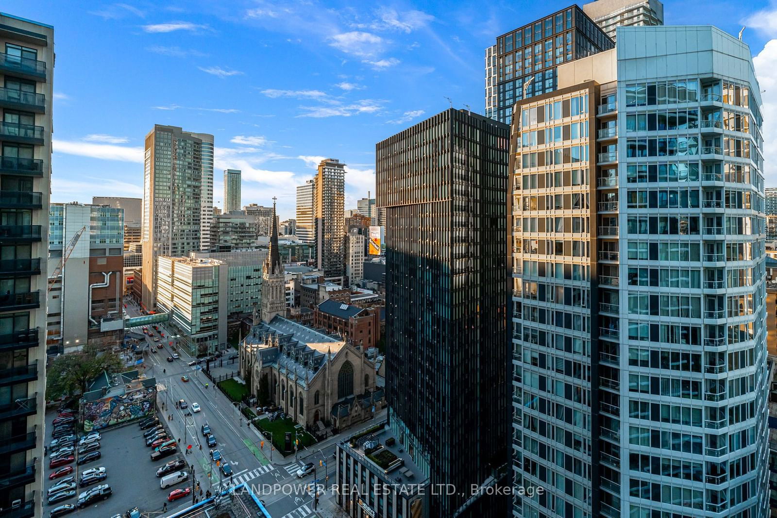 77 Shuter St, unit 2501 for sale