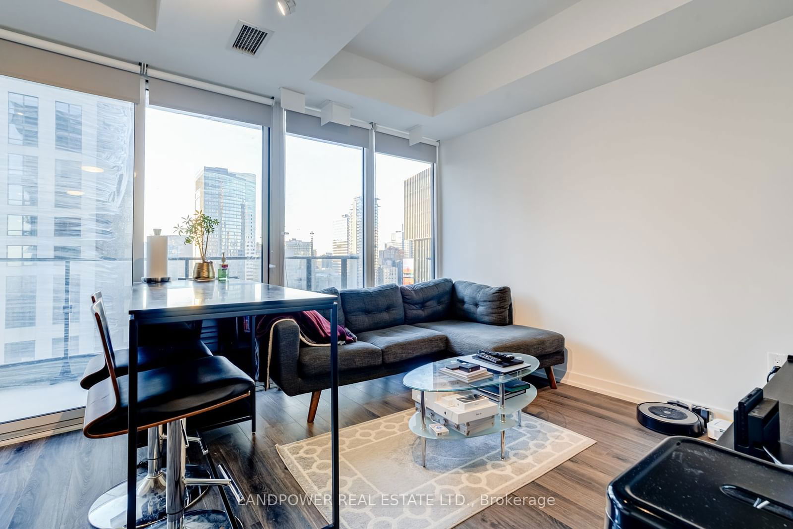 77 Shuter St, unit 2501 for sale