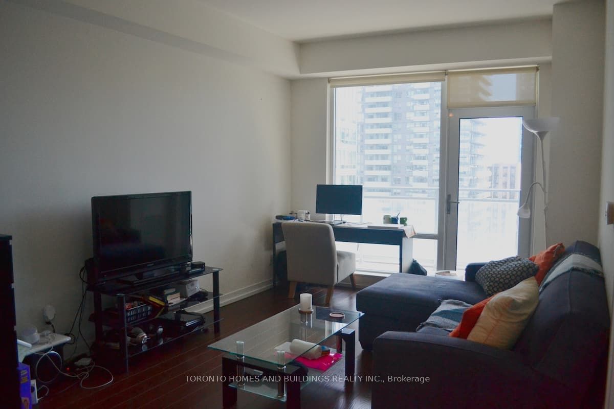 21 Widmer St, unit 1710 for rent