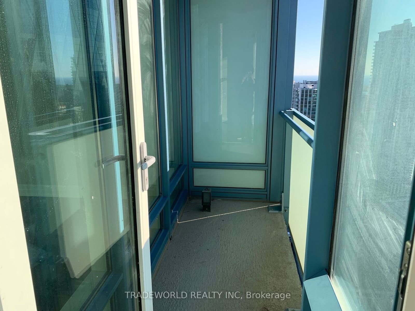 8 The Esplanade, unit 4203 for rent