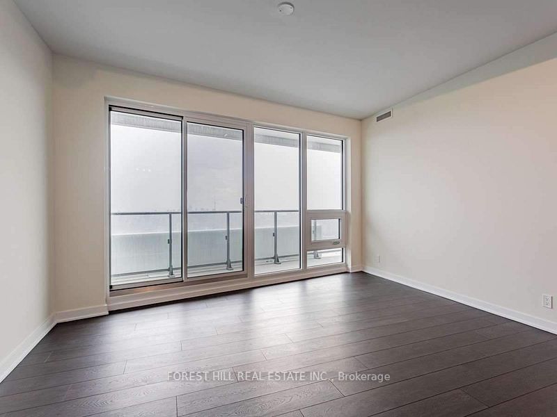 2221 Yonge St, unit 5802 for rent