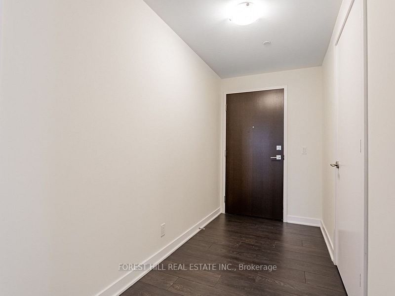 2221 Yonge St, unit 5802 for rent