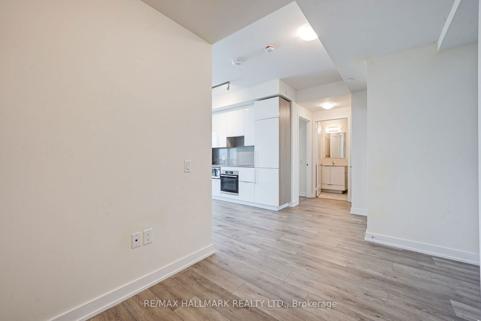 28 Freeland St S, unit 4008 for rent