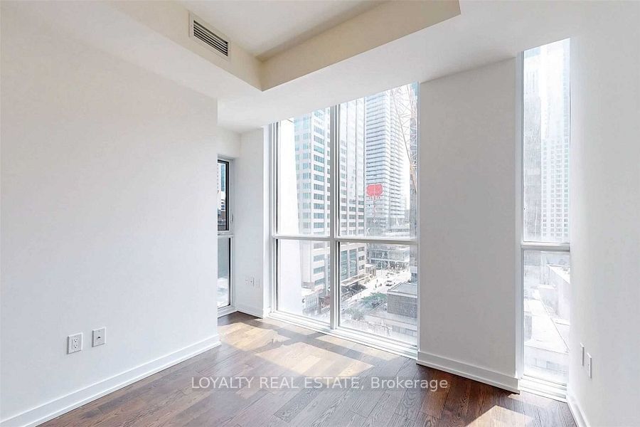 1 Yorkville Ave, unit 801 for rent