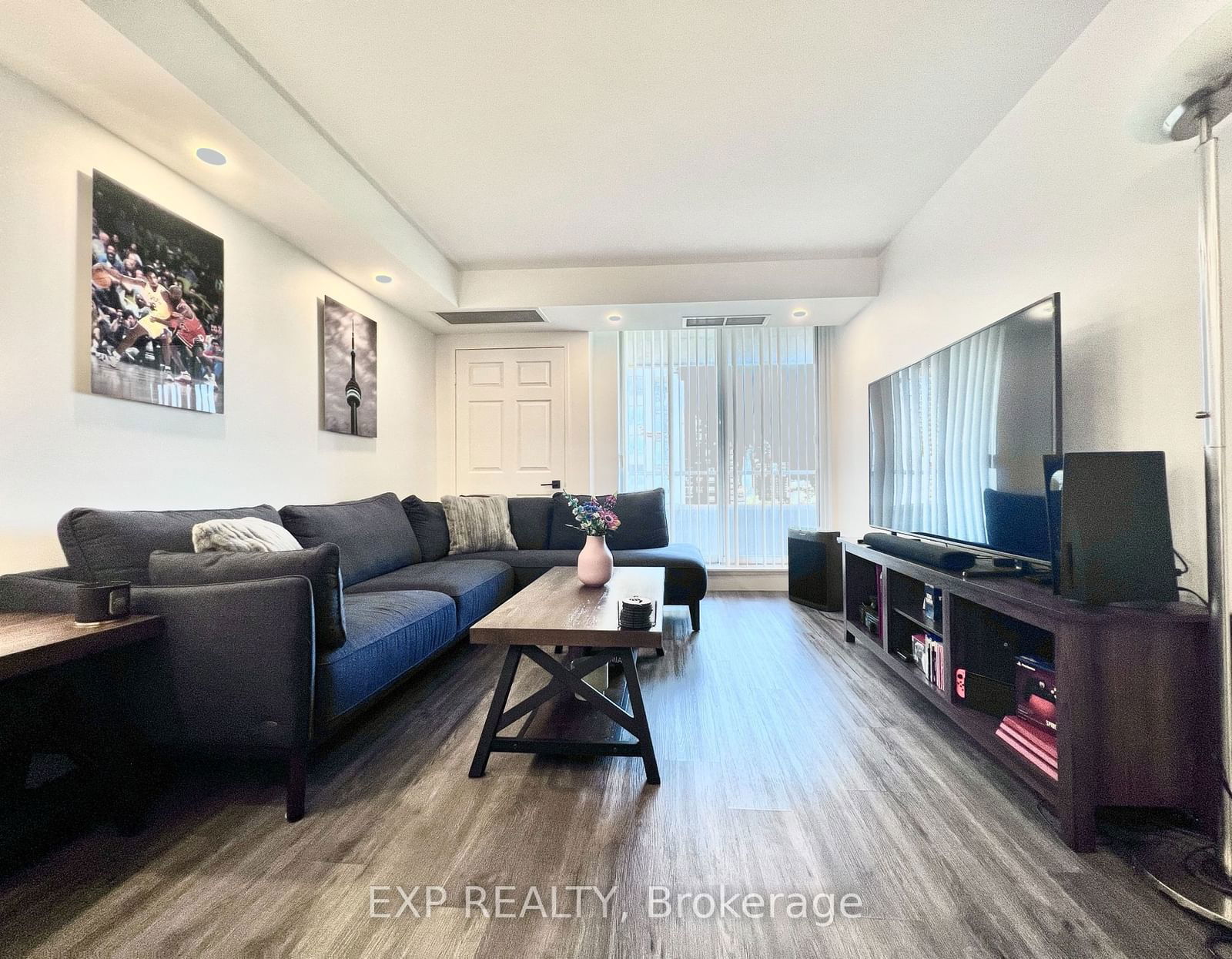 35 Empress Ave, unit 1601 for rent