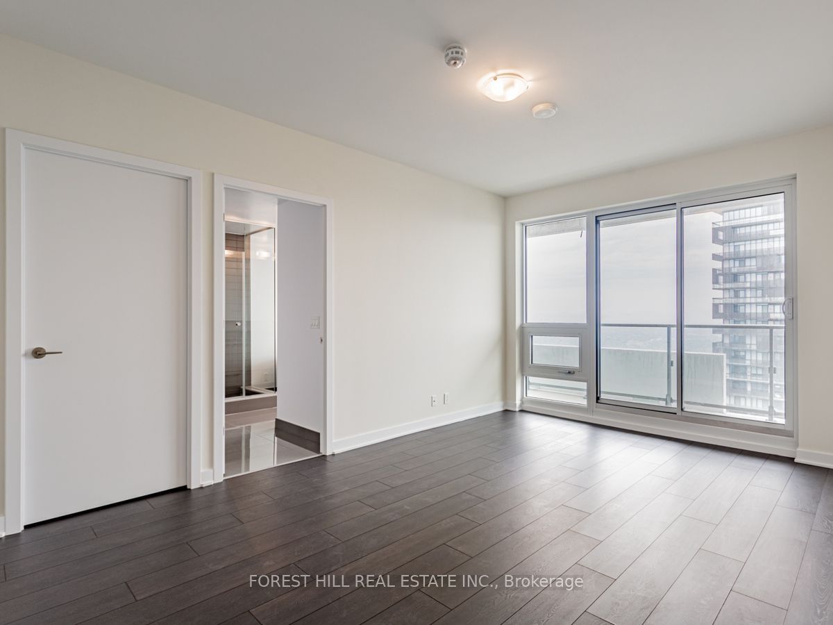 2221 Yonge St, unit 5701 for rent