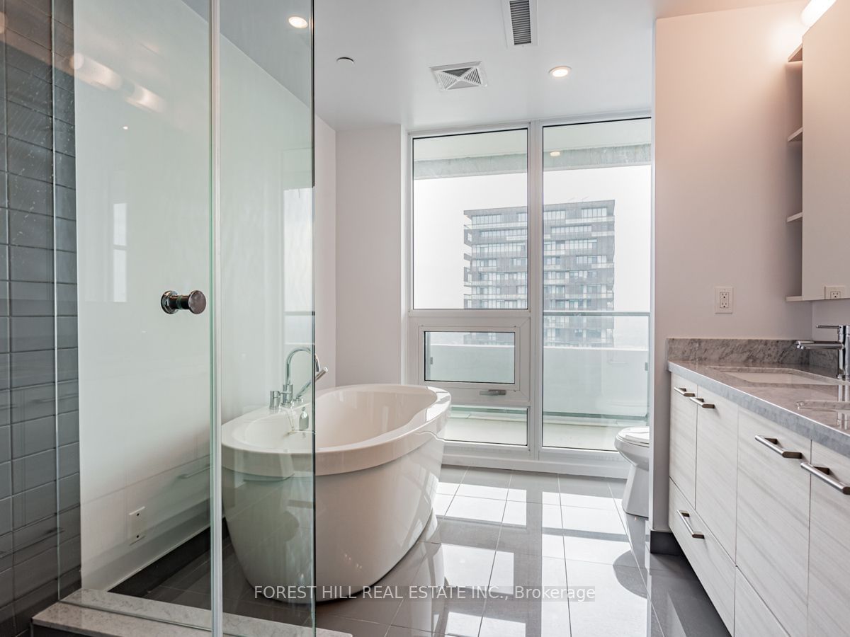 2221 Yonge St, unit 5701 for rent