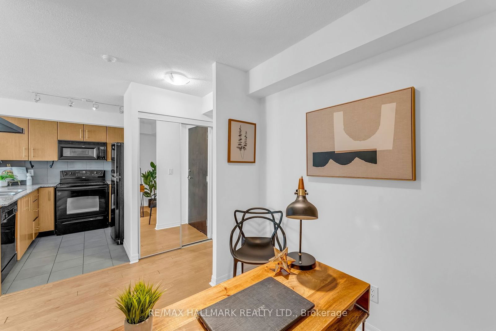 16 Yonge St, unit 1908 for sale