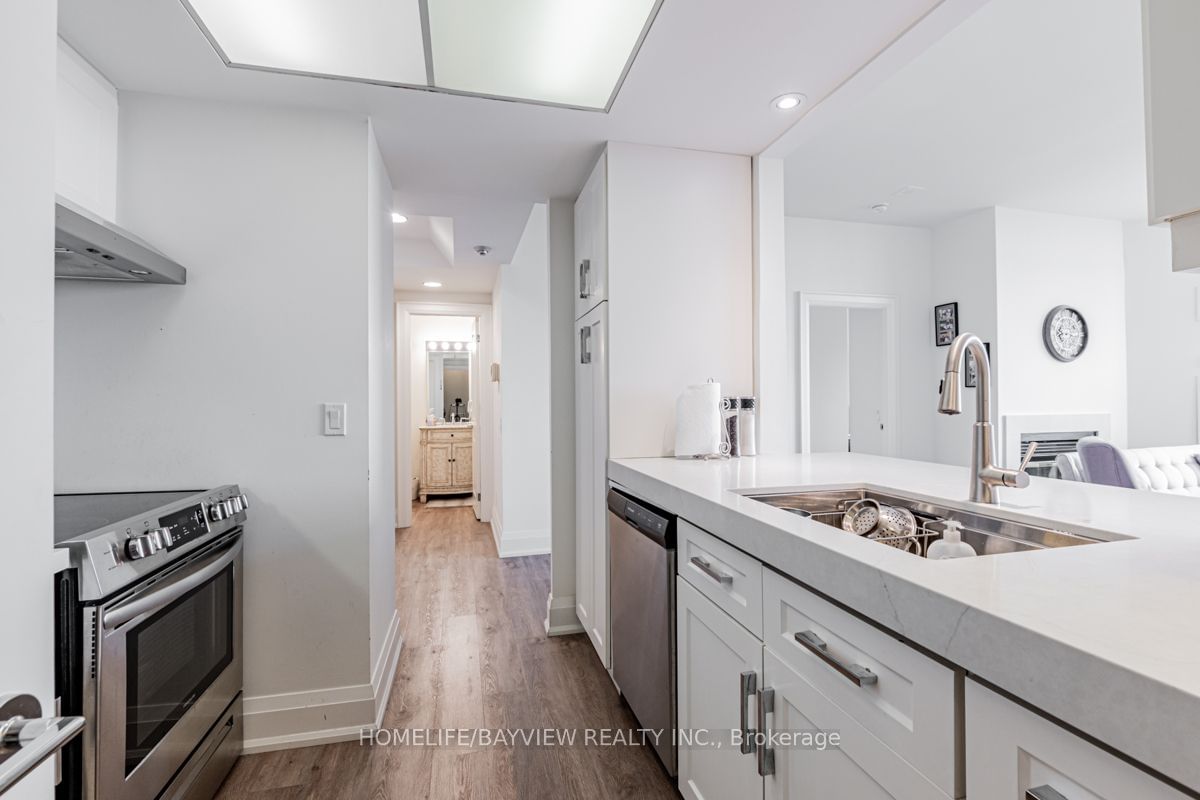 7 Bishop Ave, unit Ph2406 for rent