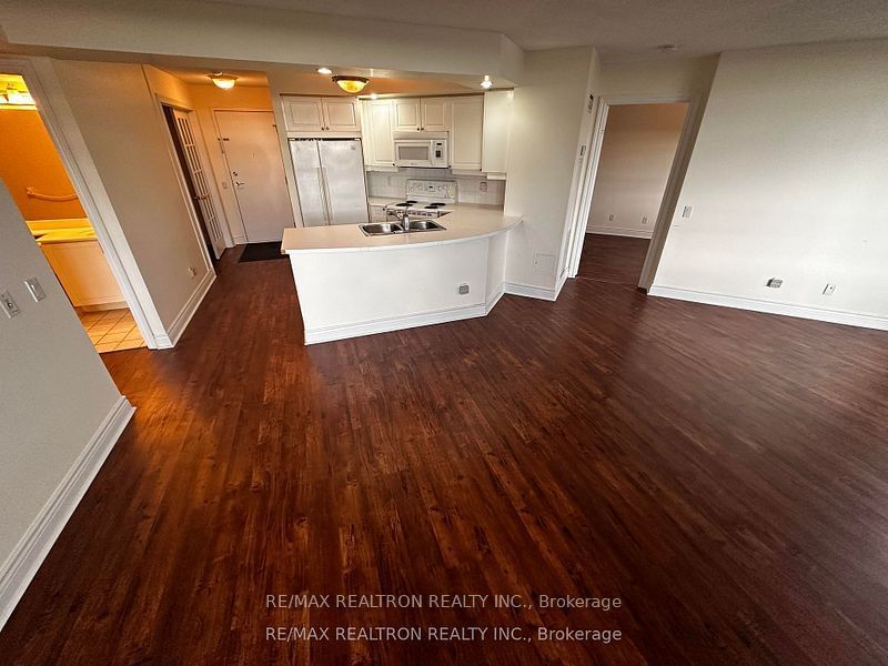 5 Northtown Way, unit 1002 for rent