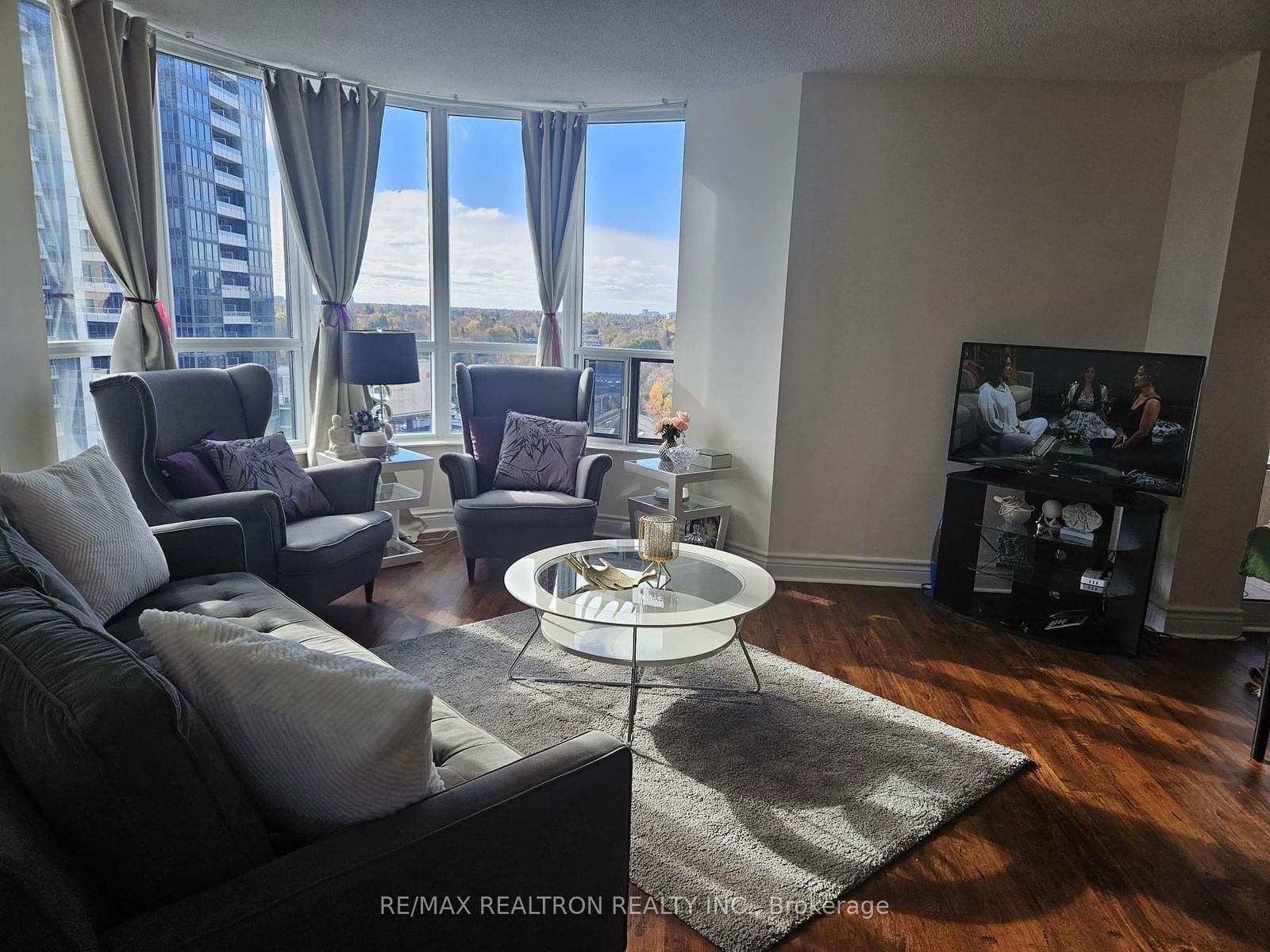 5 Northtown Way, unit 1002 for rent