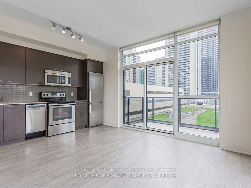 88 Sheppard Ave E, unit 412 for rent