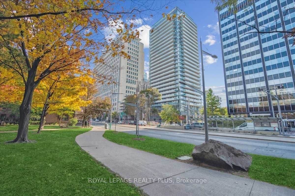 Blue Diamond at Imperial Plaza Condos, Midtown, Toronto