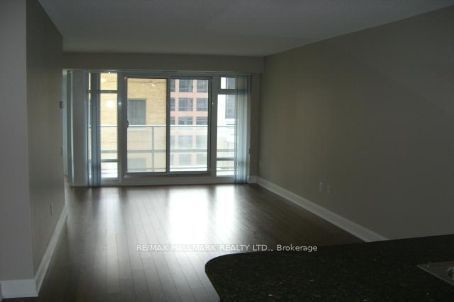 2191 Yonge St, unit 709 for sale