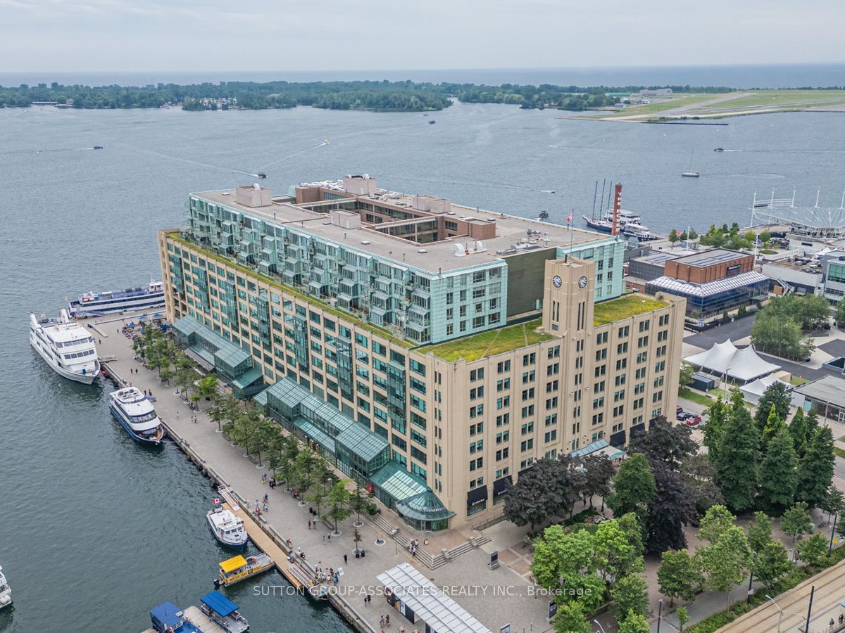 Queens Quay Terminal, Downtown, Toronto