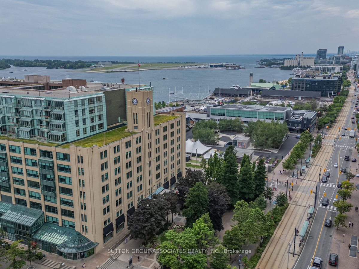 Queens Quay Terminal, Downtown, Toronto