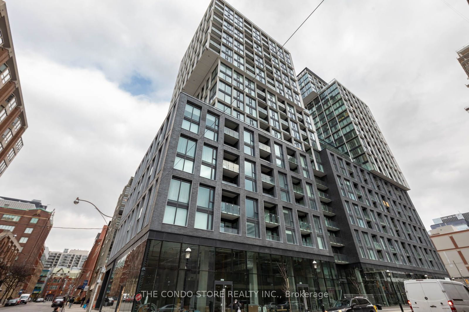 158 Front St E, unit 2201 for sale